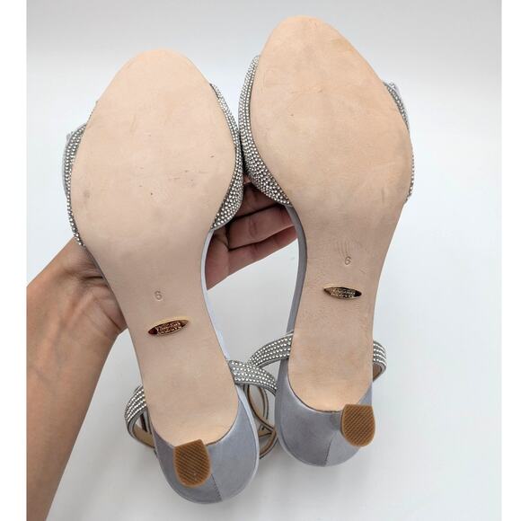 Badgley Mischka Remi Crystal Embellished Ruffle Bow Sandals Womens Size US9 EU40 - Picture 8 of 11